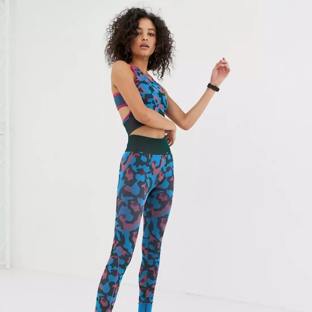ASOS 4505 Camo Print Sports Bra Legging Set S